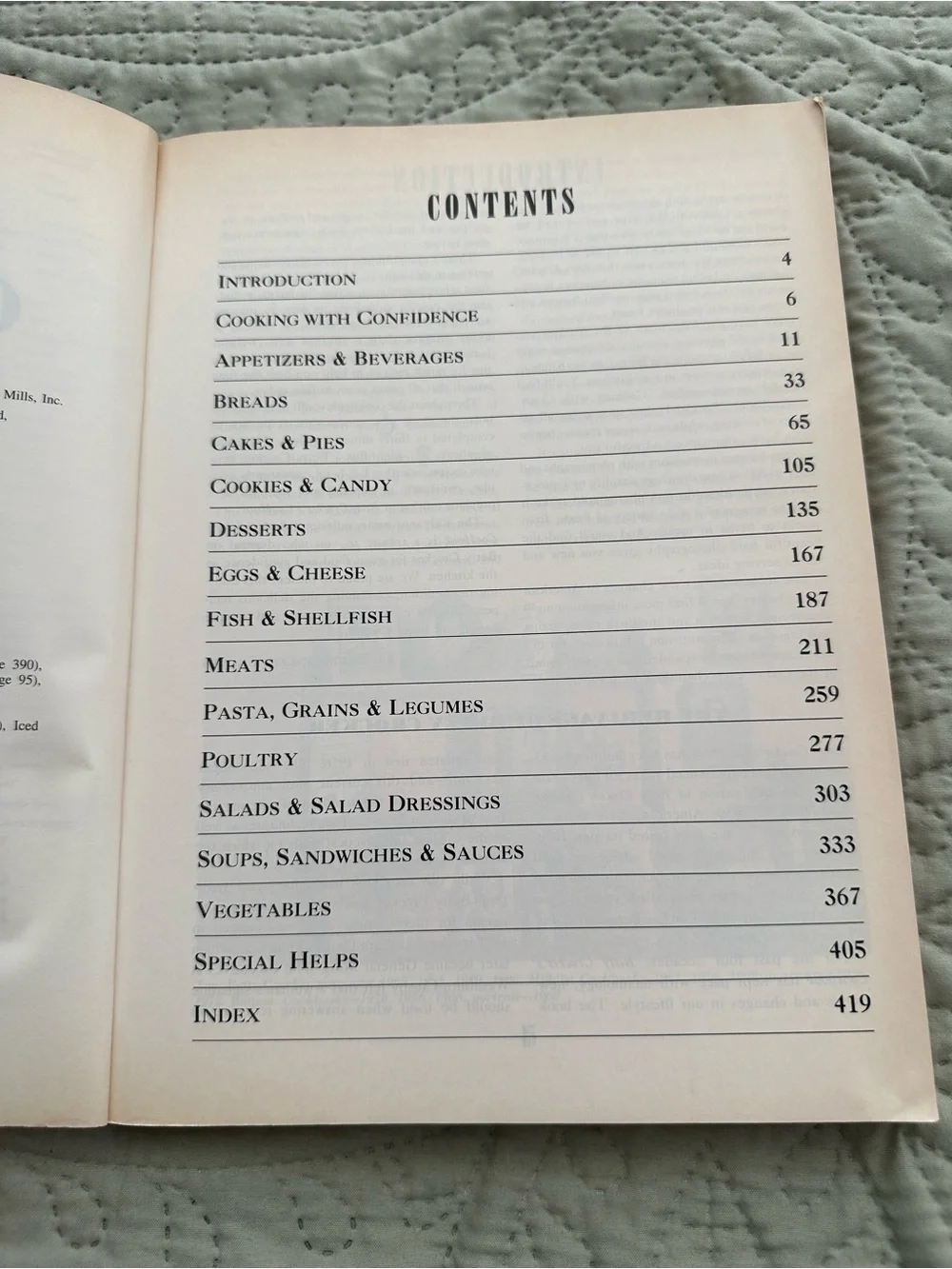 Betty Crocker Cookbook- 1000+ recipes-some 30 min and lessNYTimes bestseller